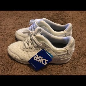 New ASICS gel-lyte III